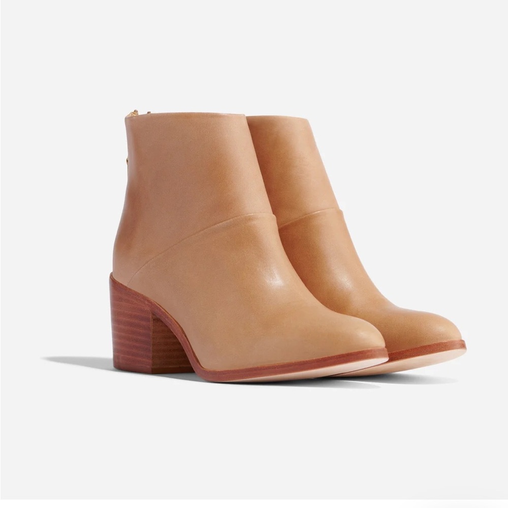 Nisolo Dari Boot - Almond Leather